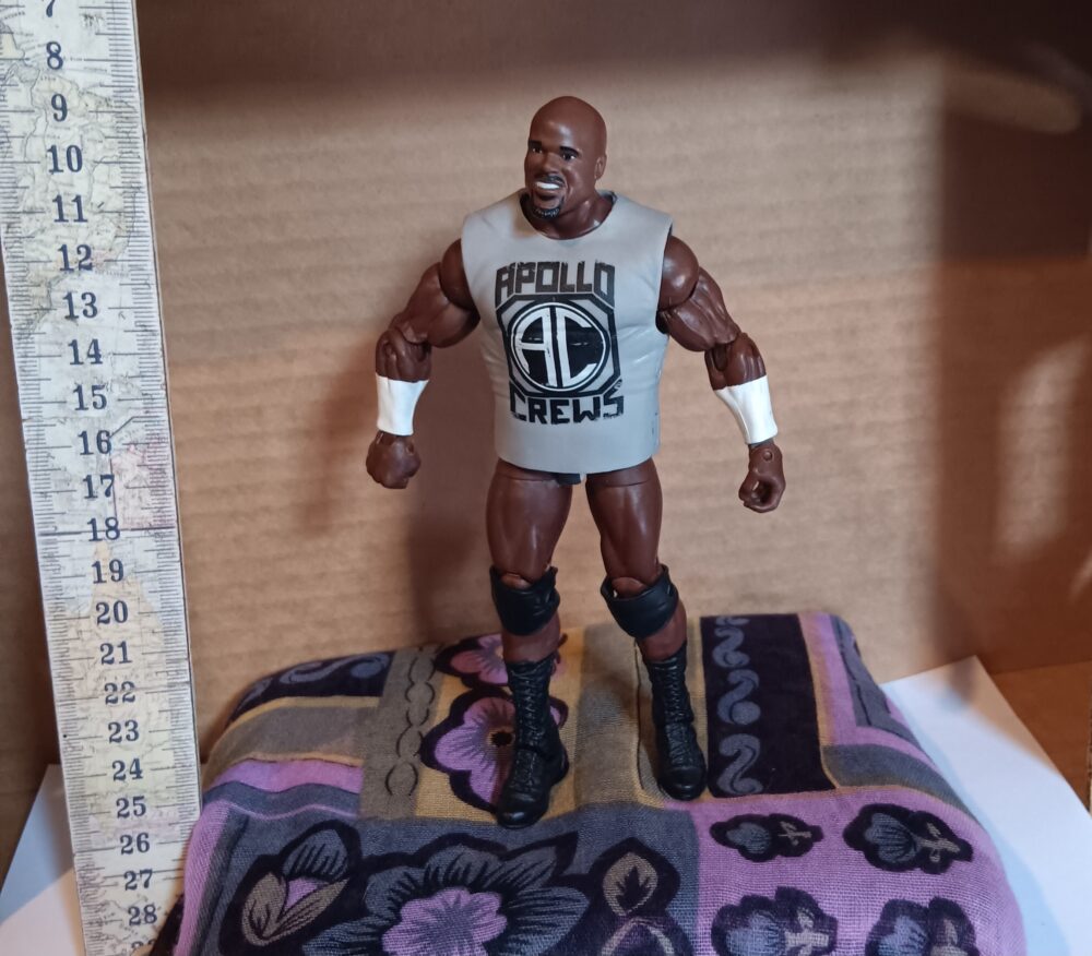 Apollo Crews Deluxe WWE Wrestling Figure