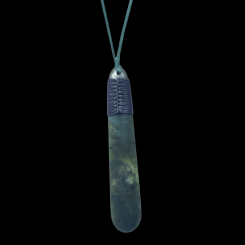 ​NZ Greenstone Kawakawa Pounamu Roimata Tear Drop Pendant R 302