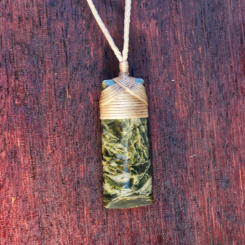 NZ Greenstone Raukaraka Pounamu Toki Necklace RAU 001