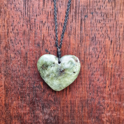 New Zealand Greenstone Pounamu Manawa Heart Necklace