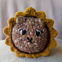 Sunbeam the Chonky Sunflower Cat