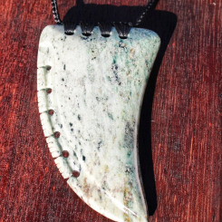 Genuine New Zealand Greenstone Pounamu Rei Niho Necklace XL
