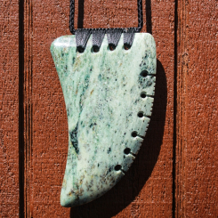 Genuine New Zealand Greenstone Pounamu Rei Niho Necklace XL