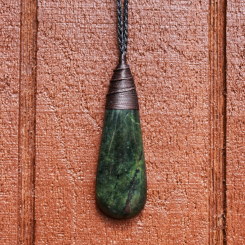 New Zealand Greenstone Pounamu Roimata Tear Drop Necklace BTBLAK
