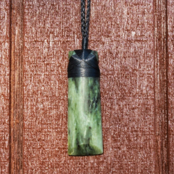 Genuine New Zealand Greenstone South Westland Pounamu Toki Necklace SW 40