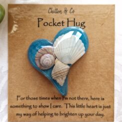 Seashell 2 Pocket Hug