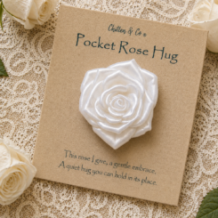 White Pocket Rose Hug