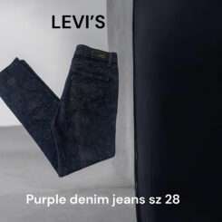 Ladies purple Levi’s denim jeans W28