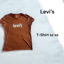 Women's Levi’s T-Shirt xs