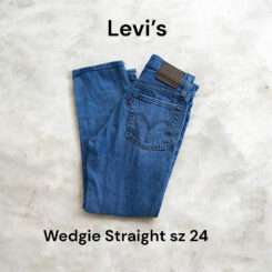 Women’s Levi’s Wedgie Straight W24
