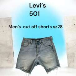 Levi’s 501 cut off denim shorts W28